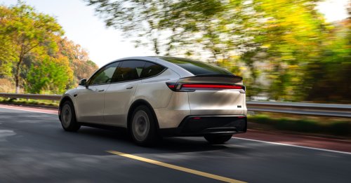 Tesla, Tesla launches Model Y L in US — 6 seats, 325 miles, $61,990