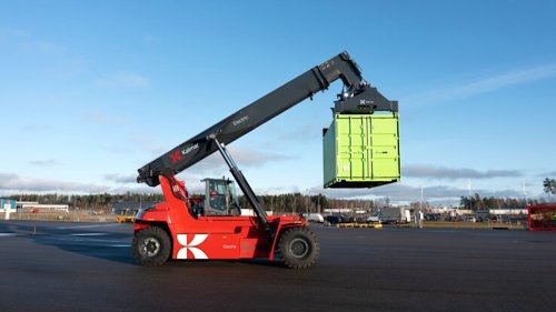 Kalmar is building – and selling! – electric reach stackers in China
