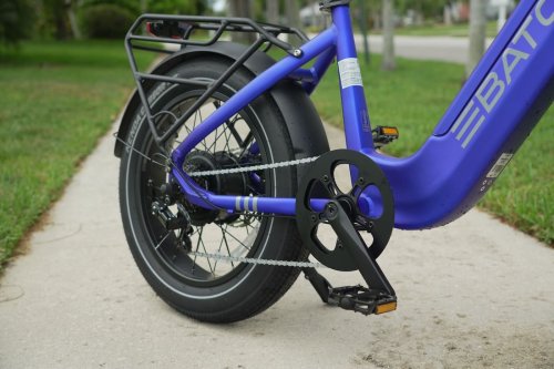 Batch eFT.3 Review: A 28 MPH fat tire e-bike built for the streets