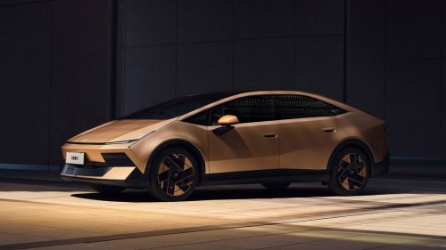 Hyundai, Hyundai Ioniq, Hyundai starts taking orders for $17,700 Ioniq V, but you can't have it