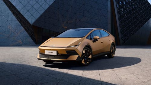 Hyundai, Hyundai Ioniq, Hyundai starts taking orders for $17,700 Ioniq V, but you can't have it