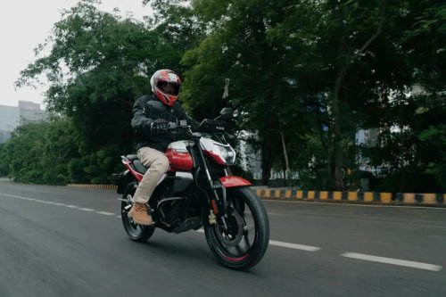 This $1,800 electric motorcycle hits 70 MPH and could change the game