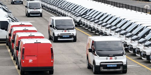 Kia, Kia deploys 200 PV5 electric vans for mail delivery