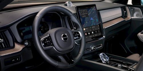 Volvo's new PHEVs beat the Toyota RAV4 with 78 miles EV range