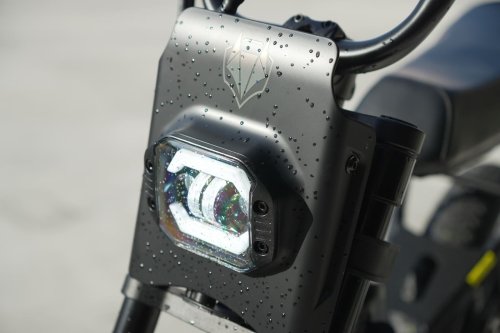 Macfox X1S e-bike review: More mini-moto than bicycle, yet still street legal