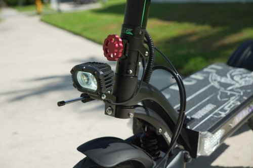 Nanrobot LS7+ review: This 70 mph electric scooter is absolutely insane