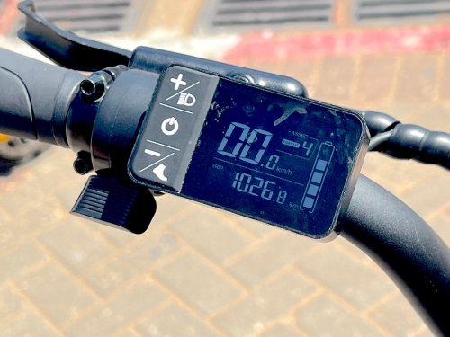 This family of four put 1,000 km on a cargo e-bike instead of buying a second car
