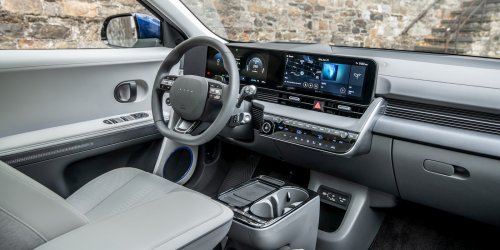 Hyundai, Hyundai is discounting EVs because who wants to pay for gas
