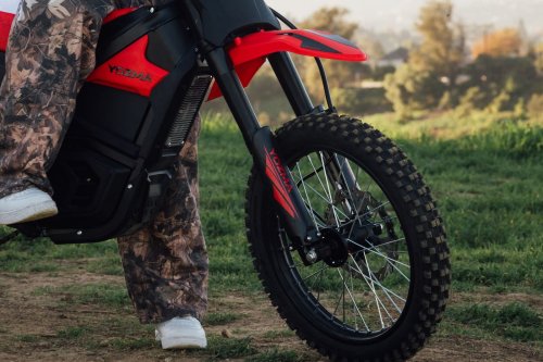 Fast, compact e-motos are getting even more affordable with Yozma IN10 Pro+ launch | Electrek