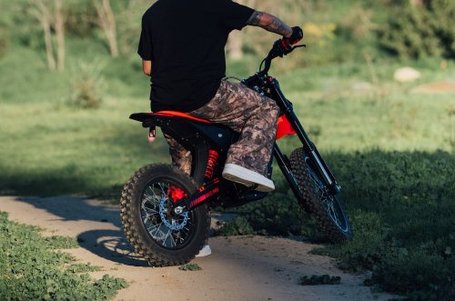 Fast, compact e-motos are getting even more affordable with Yozma IN10 Pro+ launch | Electrek