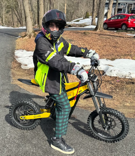 Heybike Villain review: 4.2kW pit bike hits 45+mph for $1300
