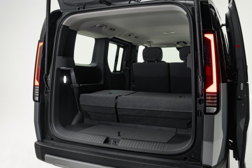 Kia's 7-seat electric people mover just got a bit cheaper