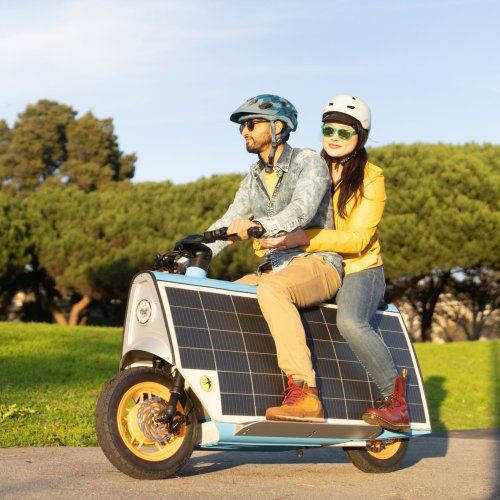 This funky solar electric scooter could handle your commute without ever plugging in