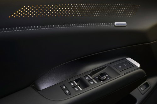 Volkswagen's best-seller goes EV to replace the ID.4 [Images]