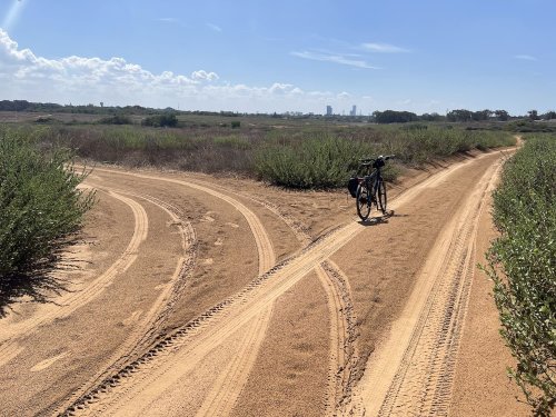 I tried taking the budget-priced Ride1Up Roadster V3 e-bike off-roading. Here's what happened next