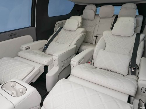 Li Auto launches second-gen Mega in China at 75,000 USD
