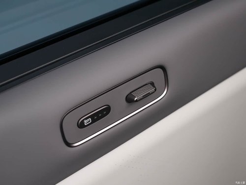 Li Auto launches second-gen Mega in China at 75,000 USD