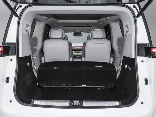 Leapmotor’s first MPV D99 interior debuts at 2026 Greater Bay Area International Auto Show
