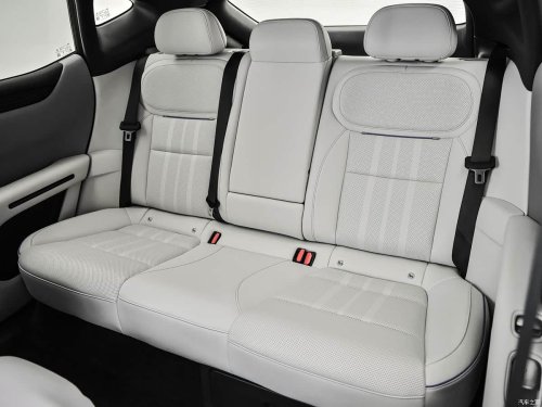 Xpeng, SUV, Xpeng Mona L03 SUV with in-house chip opens pre-sale in China, Starting at 21,100 USD