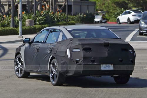 Hyundai, Hyundai Elantra, Next-Gen Hyundai Elantra Spied Testing with Funky New Design