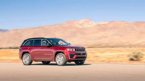 Jeep Recalls 419,000 Grand Cherokee SUVs Over Airbag Module Issue