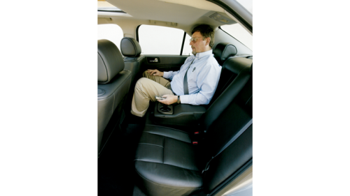 2005 Cadillac STS vs. 2004 BMW 545i Comparison