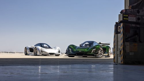 Czinger, Goin’ Nuclear: We Tested the 1,250-HP, $2.4-Million 2026 Czinger 21C and Set a Record