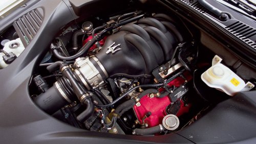 Maserati, 2005 Maserati Quattroporte Review: Ferrari-Powered Italian Luxury Sedan
