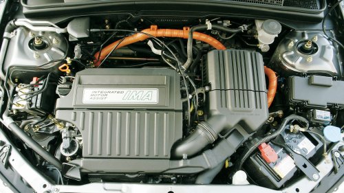 2003 and 2004 Toyota Prius vs. Honda Civic Hybrid vs. Honda Insight Comparison Test