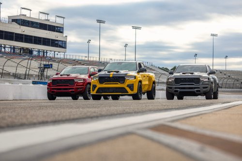 Ram Trucks, RAM, 2027 Ram 1500 Rumble Bee Street Trucks Make the V-8 Great Again