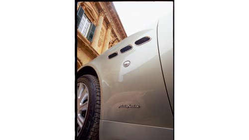 2005 Maserati Quattroporte Review: Ferrari-Powered Italian Luxury Sedan