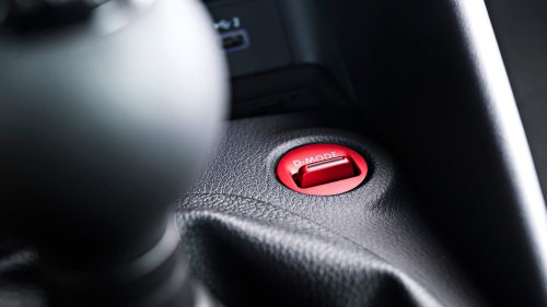 Driven: Nissan Finally Sticks the Z NISMO’s Landing, With a Manual Transmission
