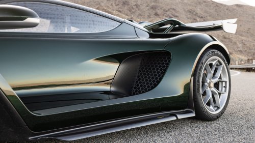Goin’ Nuclear: We Tested the 1,250-HP, $2.4-Million 2026 Czinger 21C and Set a Record