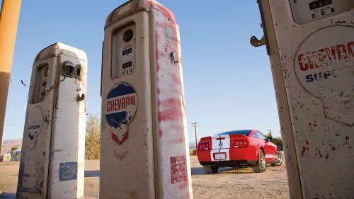 2008 Dodge Challenger SRT8 vs. Ford Shelby GT500 Comparison Test