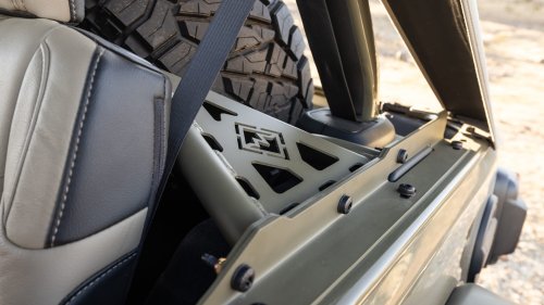 2026 Jeep Wrangler 392 Commando First Test: A Riotous, Supercharged Salute to the Troops