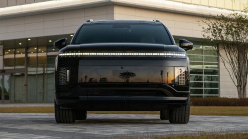 2027 Hyundai Ioniq 9 Black Ink First Look: None More Black