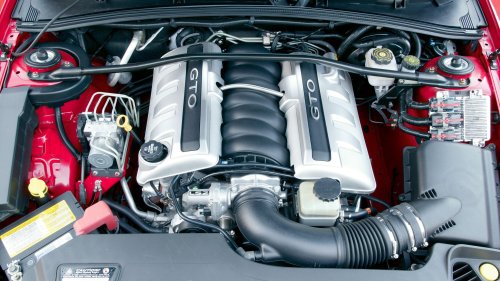 2005 Cadillac CTS-V vs. Chrysler 300C SRT8 vs. Pontiac GTO Comparison