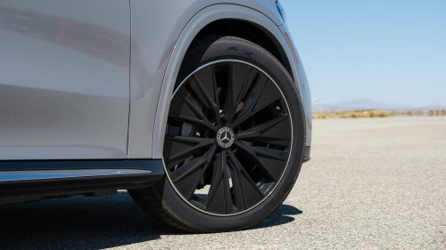 2027 Mercedes-Benz GLC400 vs. Volvo EX60 Comparison Test: The Better Luxury EV Isn’t the One We Expected