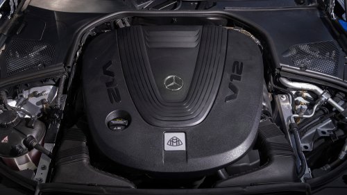Mercedes, Maybach, 2027 Mercedes-Maybach S680 First Drive: 12-Cylinder Power, First-Class Comfort