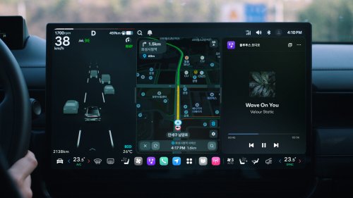 Hyundai, Hyundai's Next-Gen Infotainment Embraces AI, Keeps Real Buttons