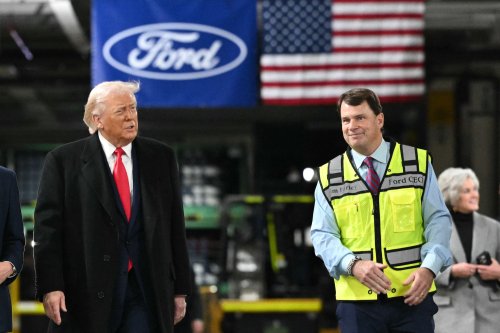 Ford CEO Jim Farley Clarifies Position on Right to Repair Rules After Trump Comments
