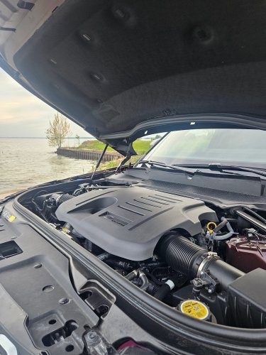 Tested: 2026 Land Rover Discovery P360 Splits the Difference on Luxury and Utility