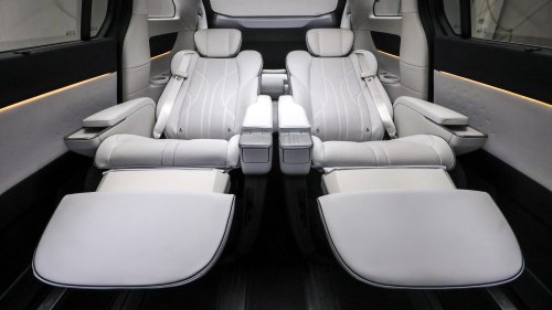 Xpeng, XPeng X9, Mercedes-Benz, XPeng X9 First Drive: Can It Beat the Mercedes-Benz VLE?