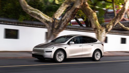 2027 Tesla Model Y L First Look: The Model X Replacement