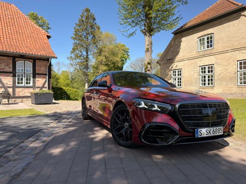 2027 Mercedes-Benz S-Class Makes You Feel Like You're on Top of the World