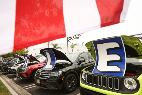 36% of U.S. New Car Buyers Have Loans of 6 Years or More, Up 5% from Q1 2025: Report