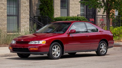 Driving a Pristine, 315-Mile 1994 Honda Accord EX Coupe 32 Years Later