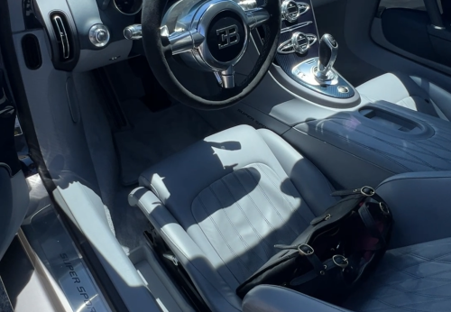 Bugatti's New Configurator Lets You Redesign a 20-Year-Old Model