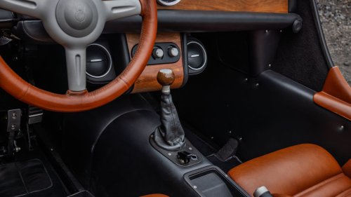SP40 Restomod Speedster First Drive: A Modern Marvel With Vintage Style
