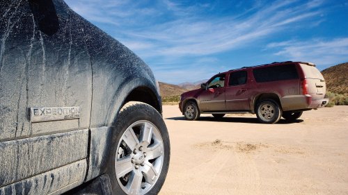 Ford, Ford Expedition, Chevrolet, 2007 Ford Expedition vs. Chevrolet Suburban Comparison Test: Big Boxes